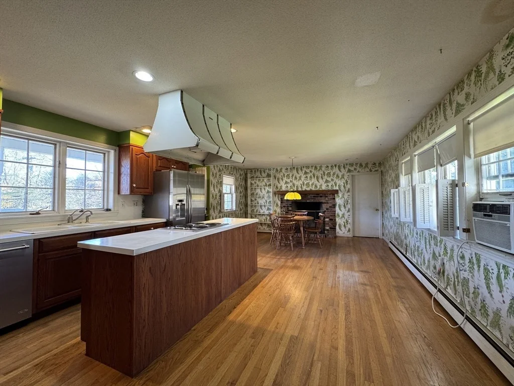 Photo of 696 Bernardston Road