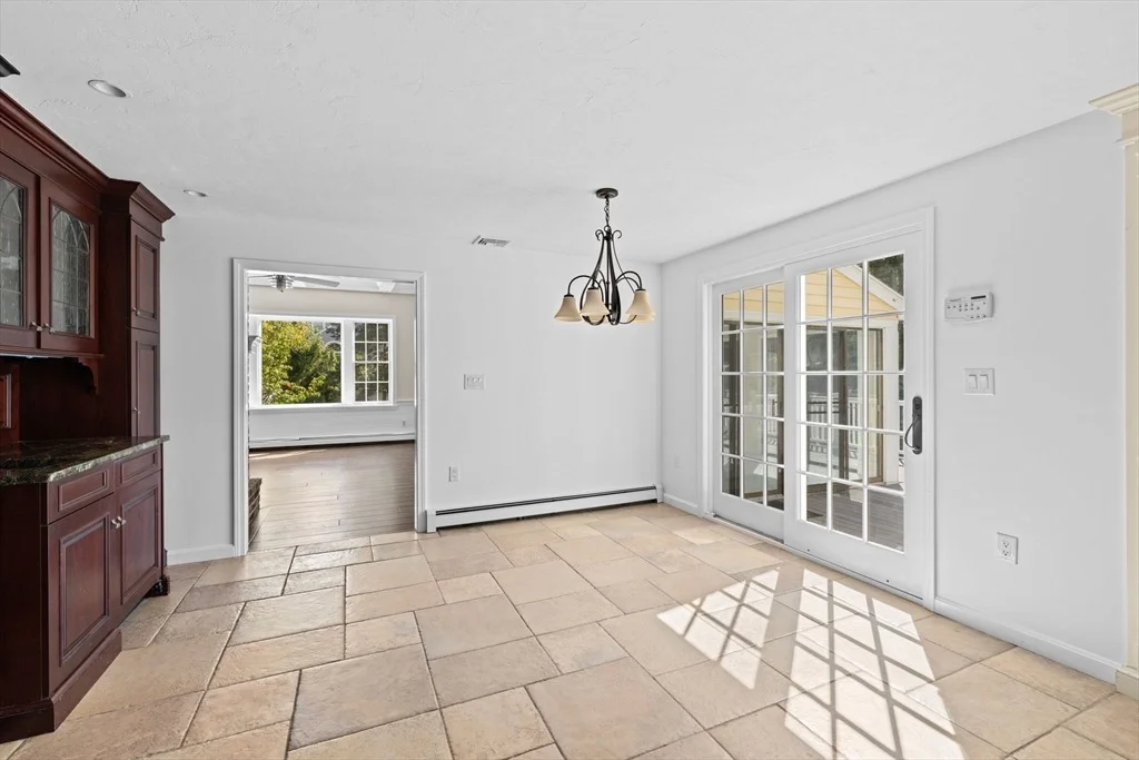 Photo of 2 Windward Lane