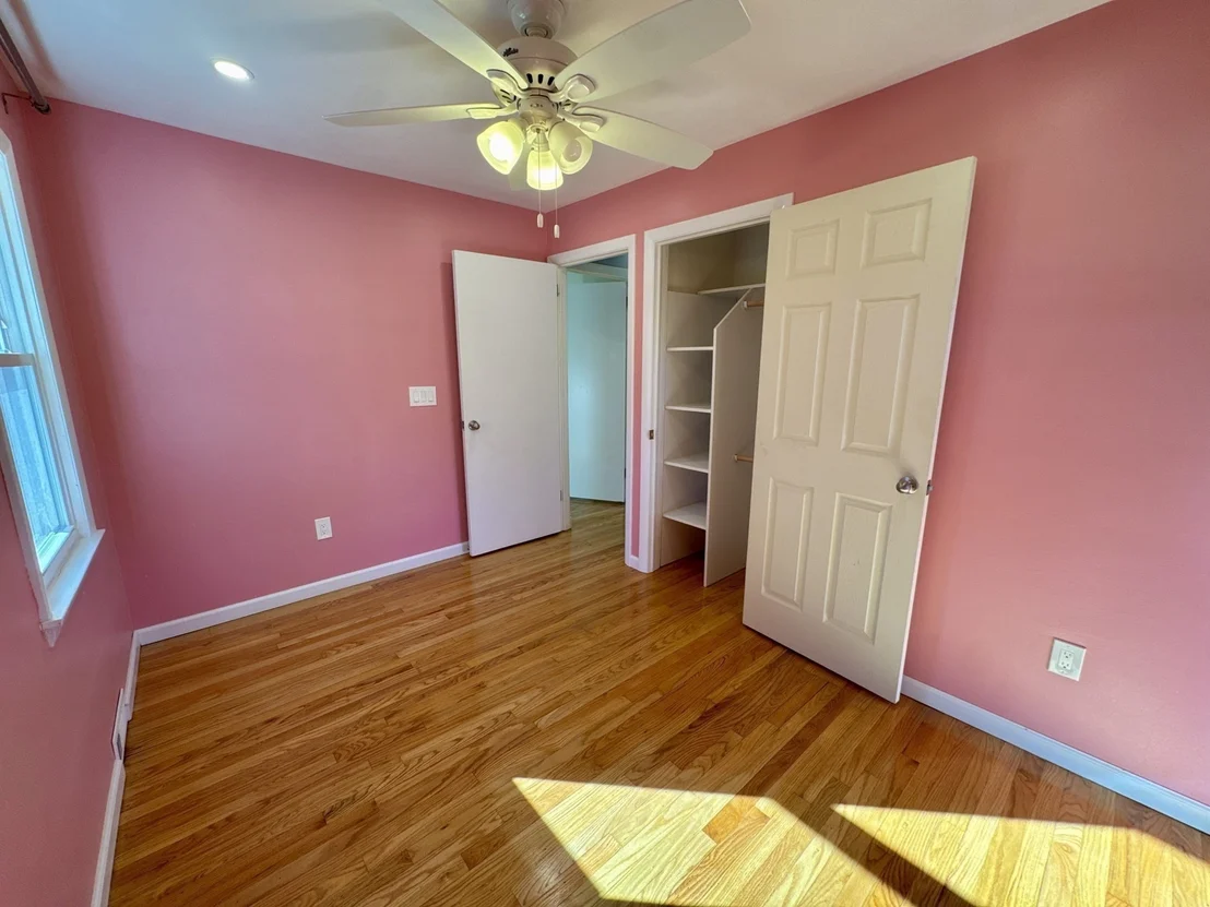 Photo of 18 Cedar Oak Lane