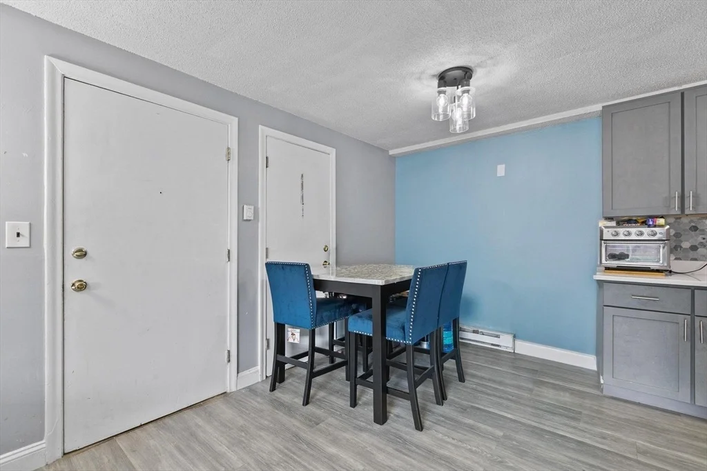 Photo of Unit B at 81 Nicholas Rd
