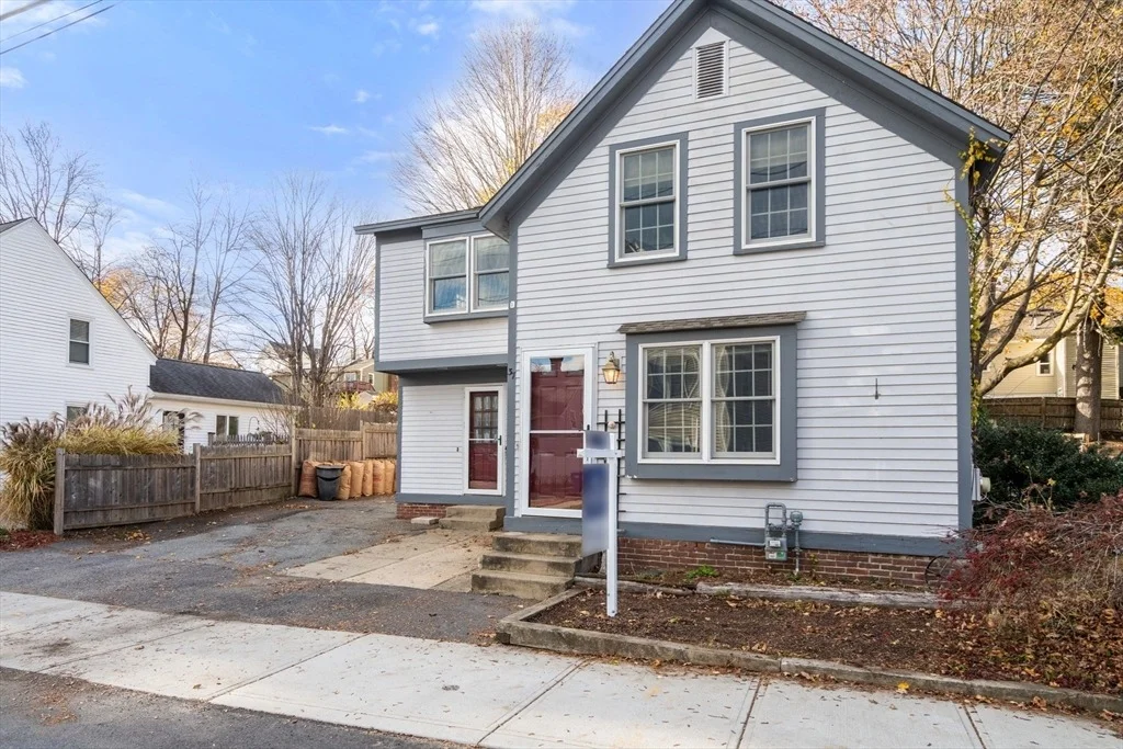 Photo of 37 Glendale St