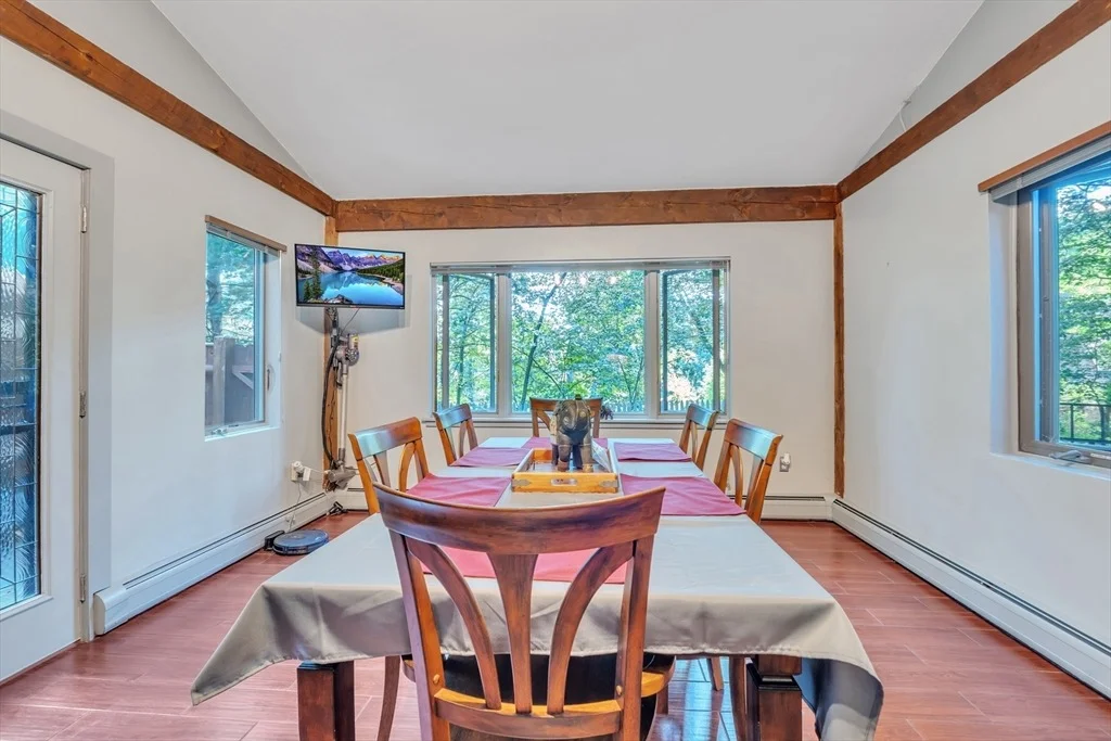 Photo of 8 Brookside Rd