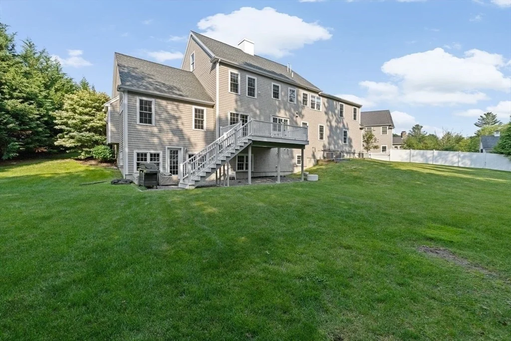 Photo of 10 Evangeline Dr