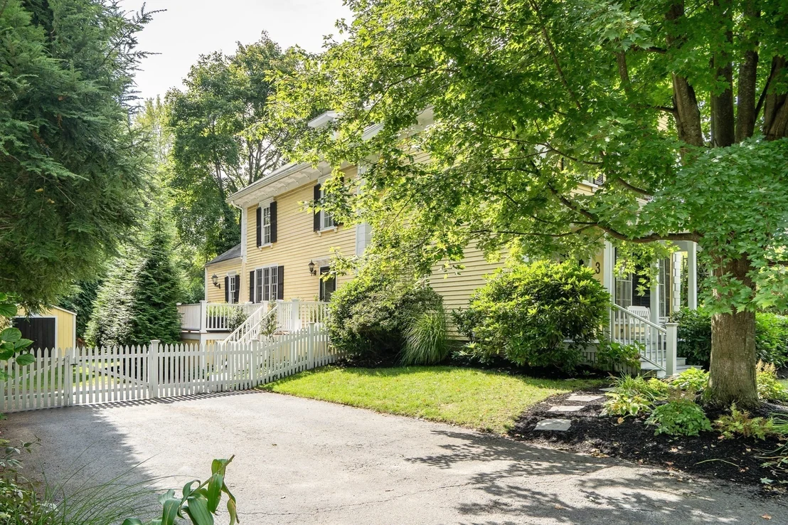 Photo of 3 Davis Avenue