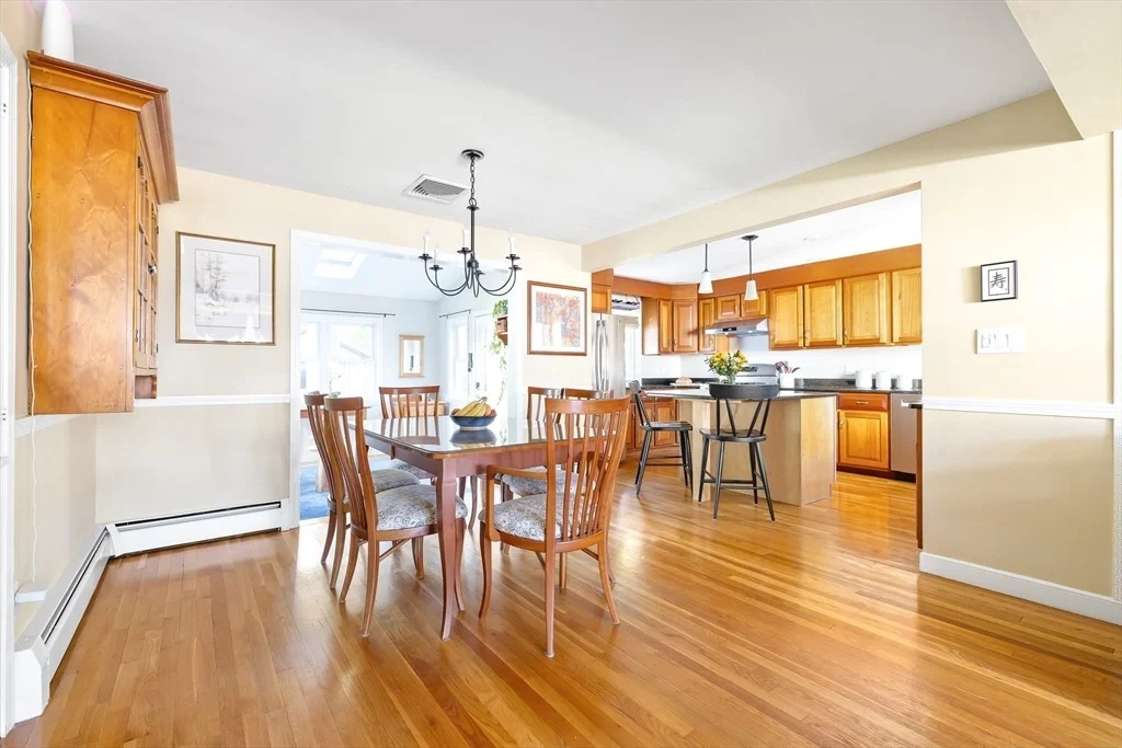 Photo of 28 Cottage St