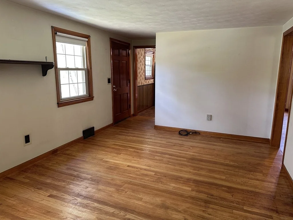 Photo of 68 Baldwin Dr