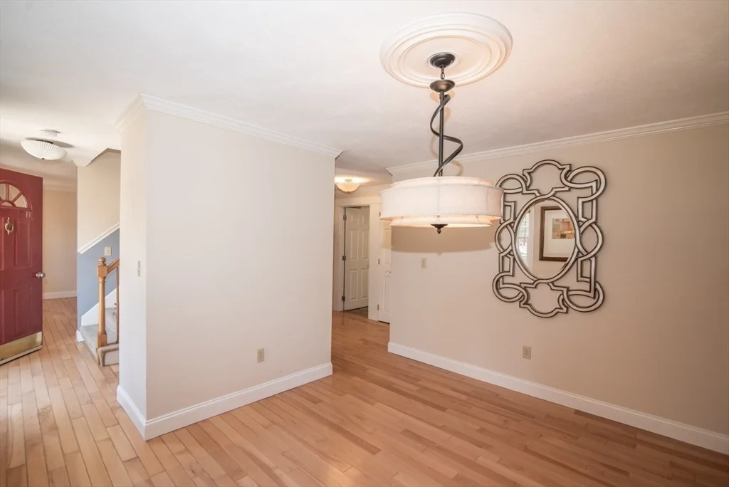 Photo of 49 Kristin Dr