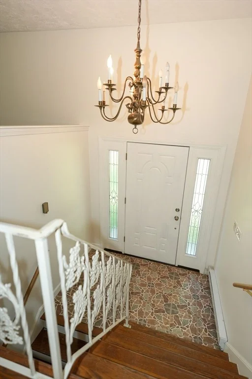 Photo of 560 Old Harvard