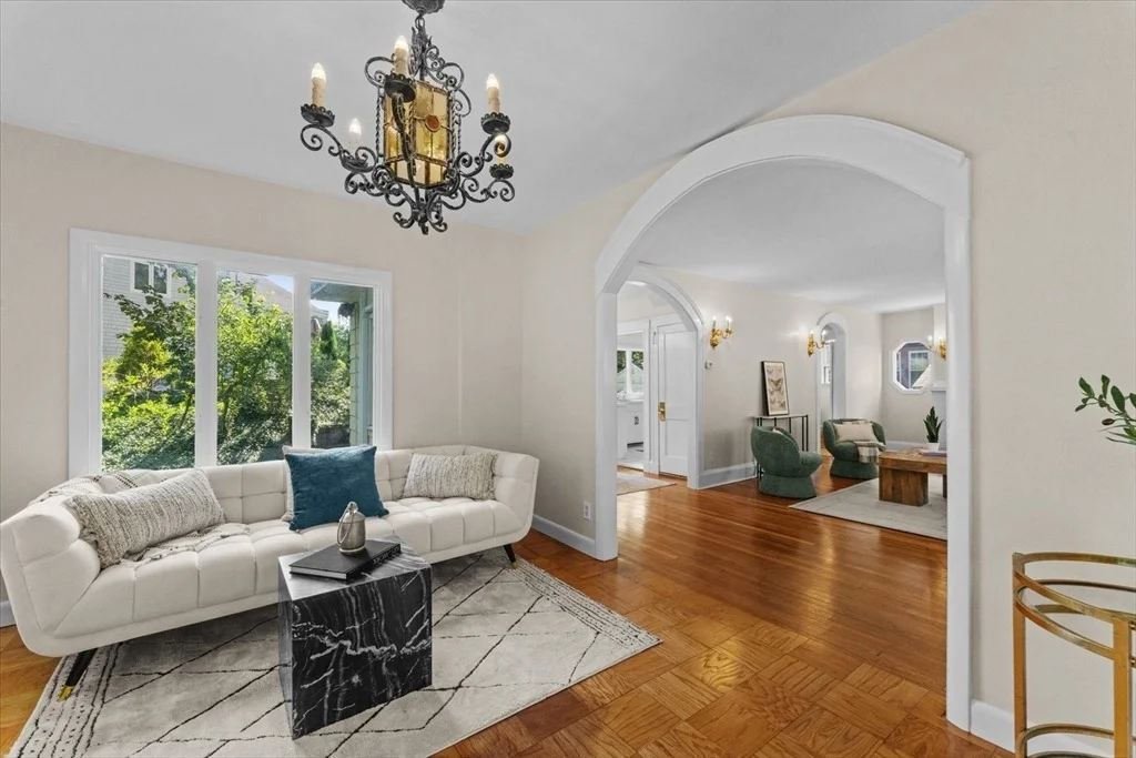Photo of 17 Preston Beach Rd