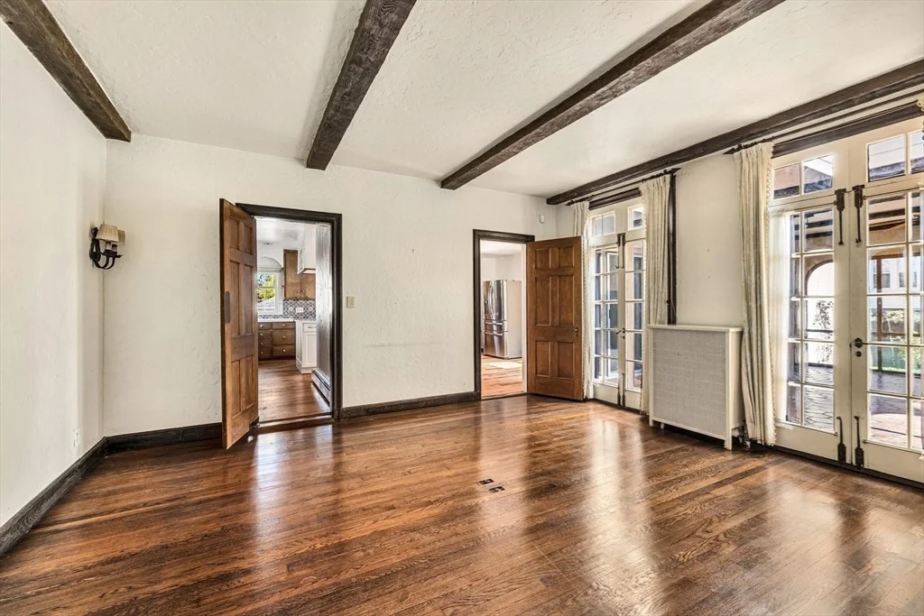 Photo of 1247 Highland Avenue