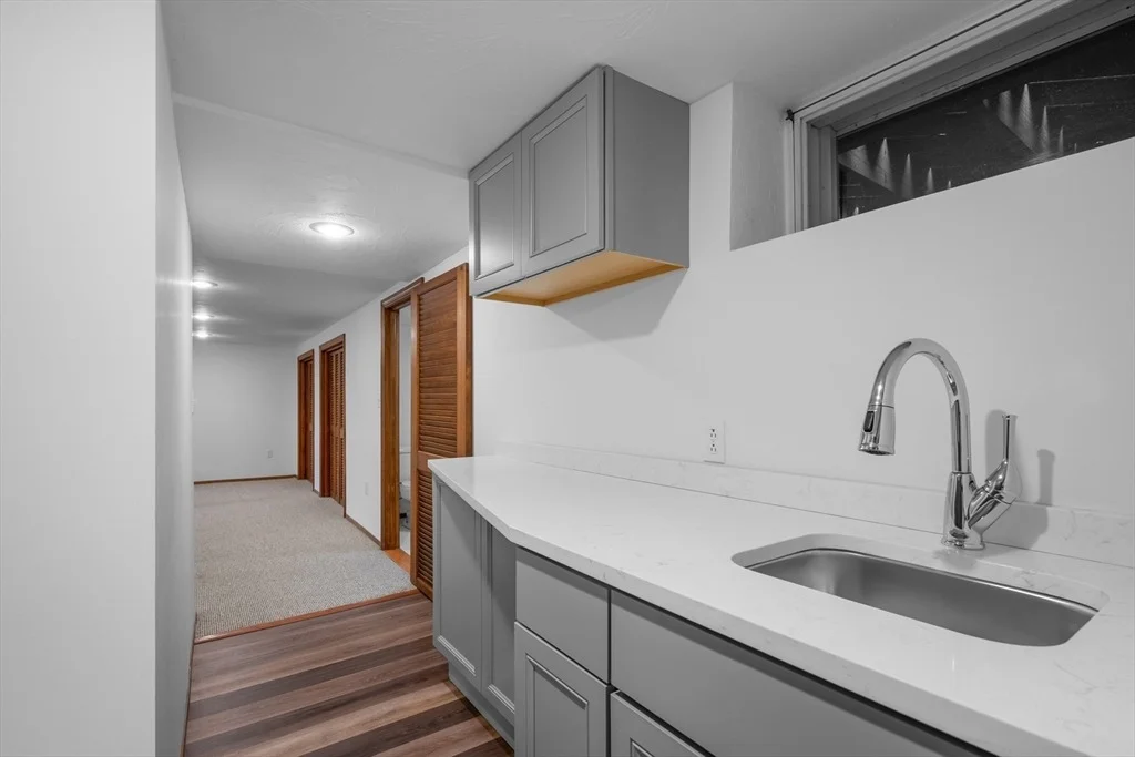 Photo of 2 Howard St.