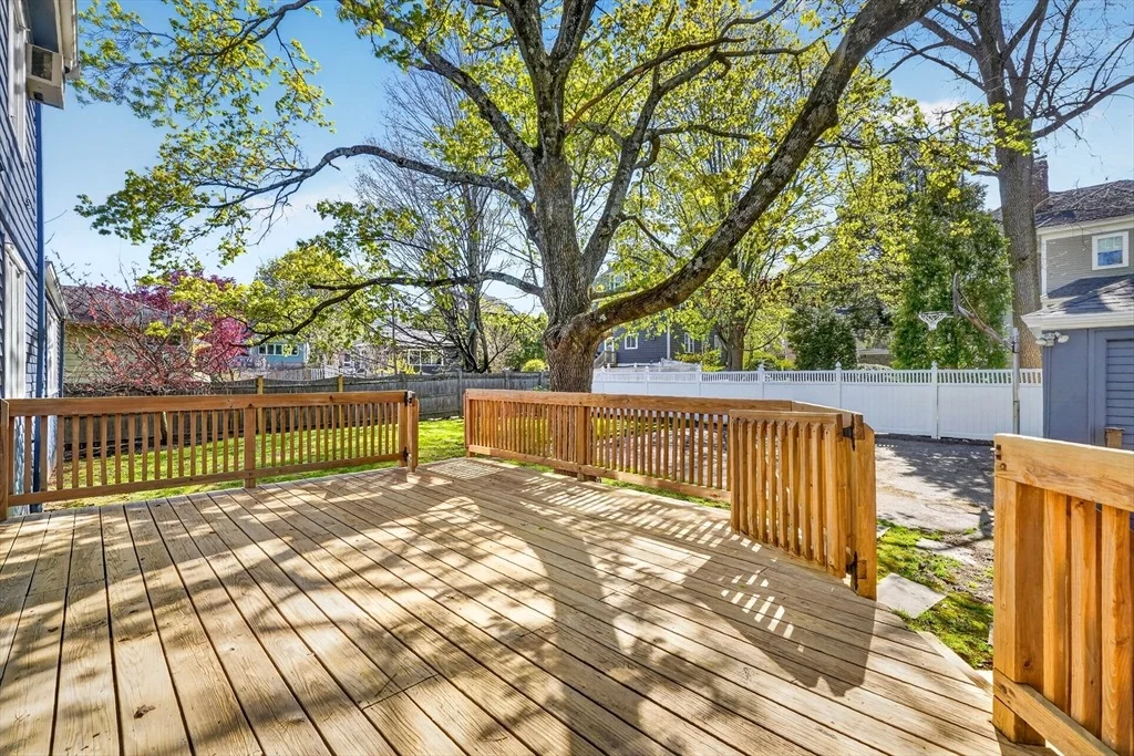 Photo of 26 Garfield Rd