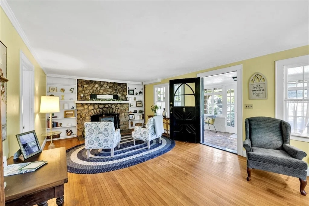 Photo of 29 Phinneys Ln