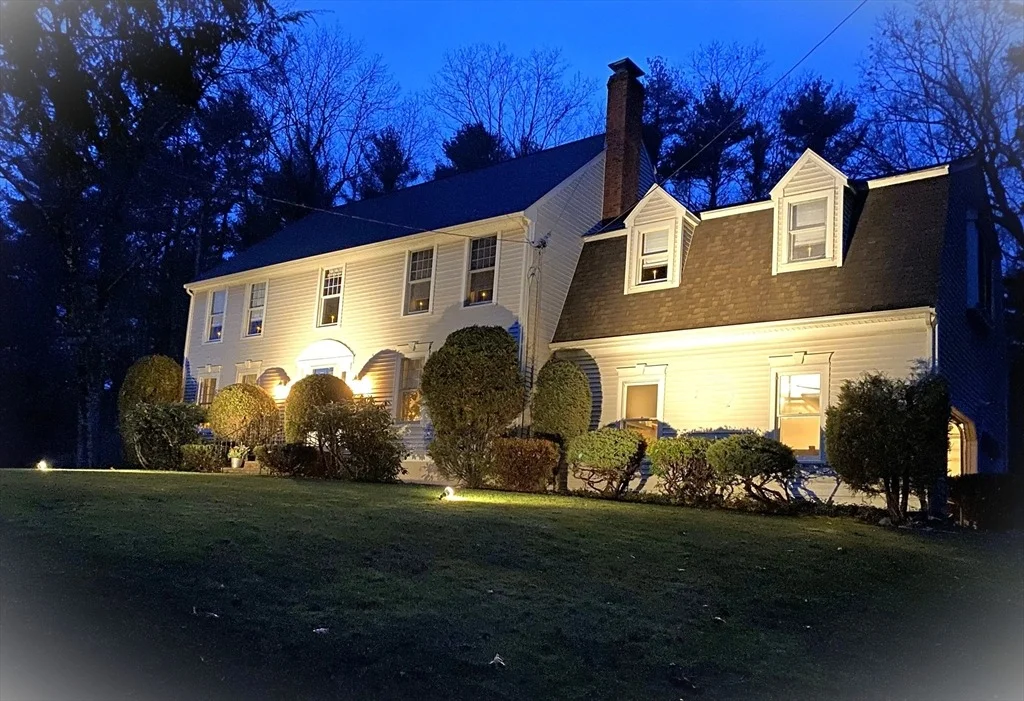 Photo of 4 Oak Dr