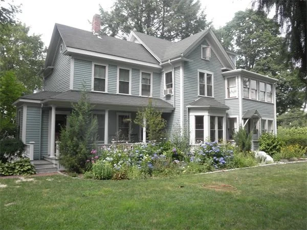 Photo of 86 Walnut St