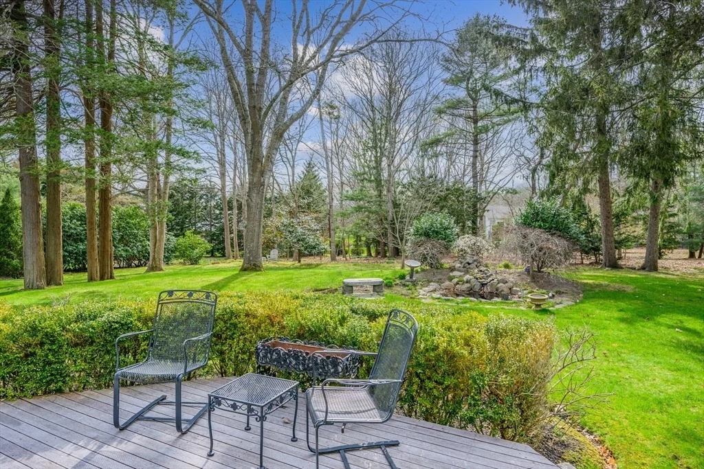 Photo of 81 Osterville-West Barnstable Rd