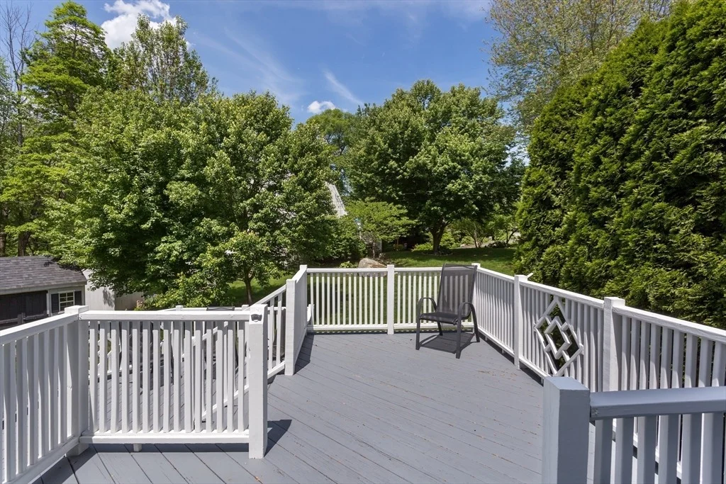 Photo of 194 Crossfield Rd