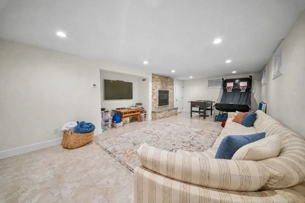 Photo of 10 Juniper Hill Road