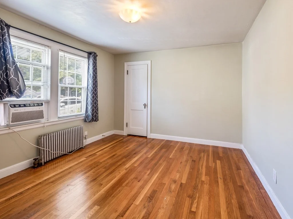 Photo of 422 Mill St