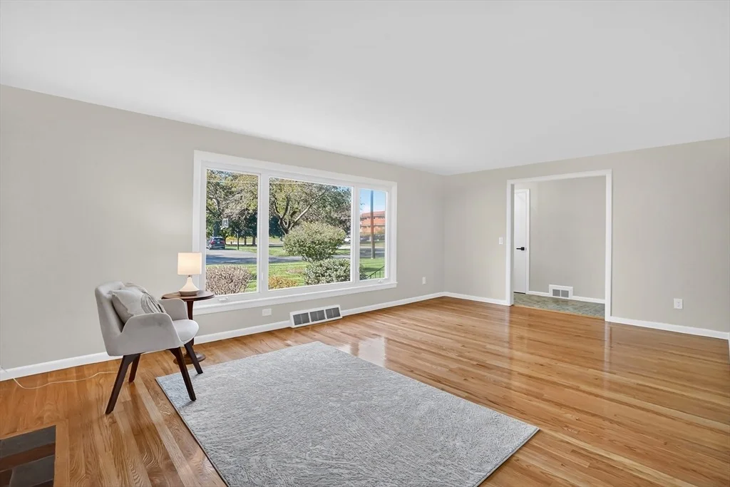 Photo of 7 Viscount Rd