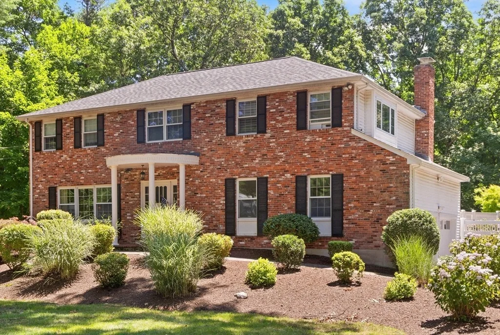 Photo of 14 Mallard Dr