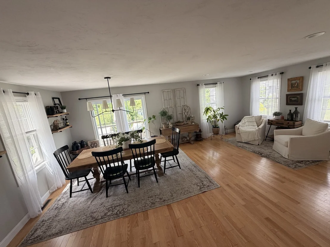 Photo of 33 Ledgewood Cir