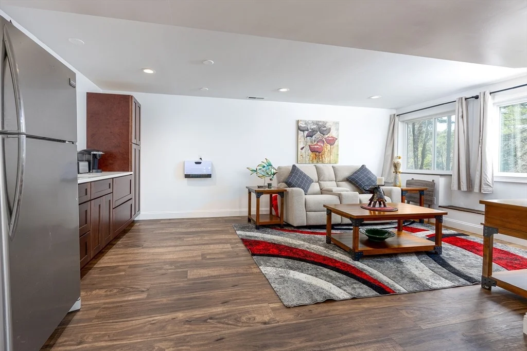Photo of 20 Bailey Shore