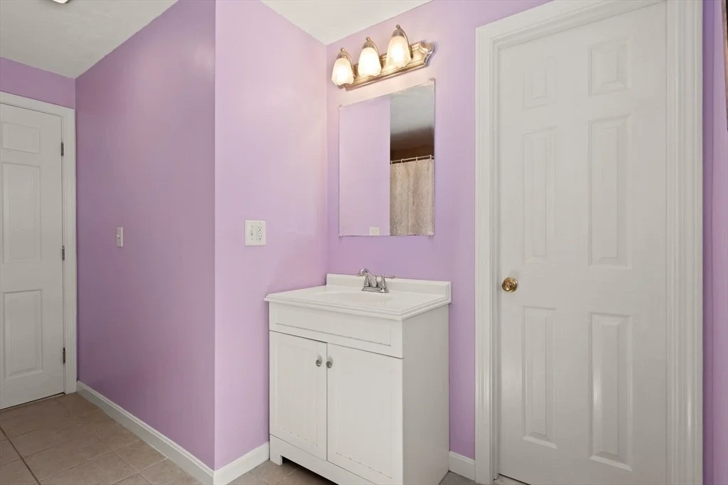 Photo of 112 Stoddard Dr