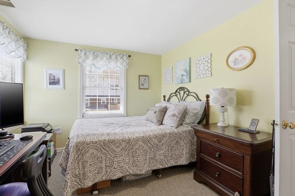 Photo of 23 Bellmore Rd