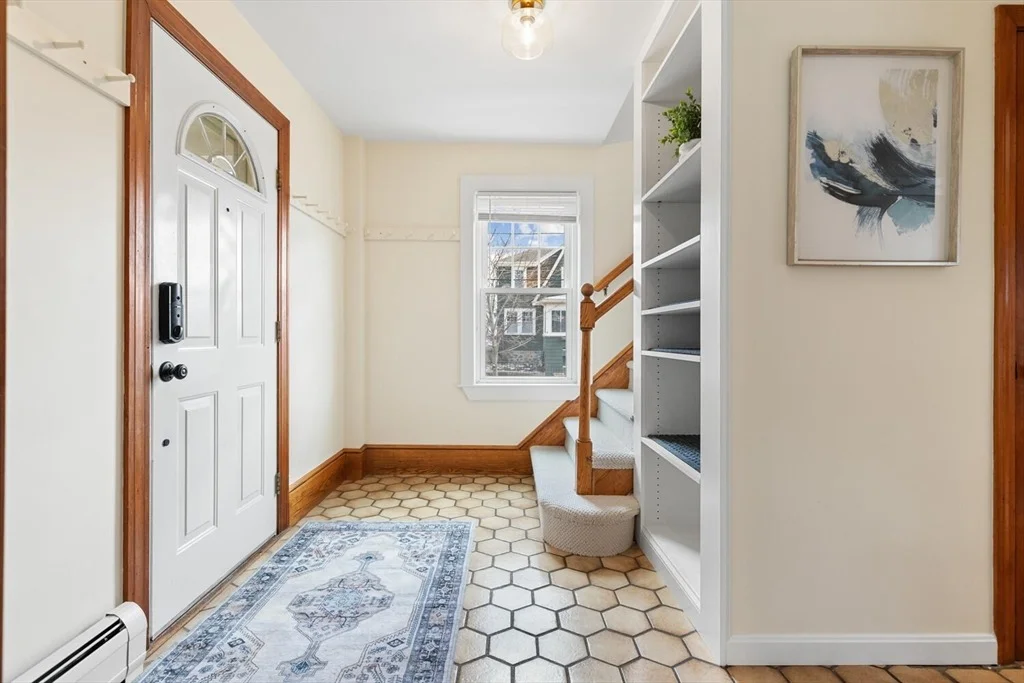 Photo of 142 Savin St
