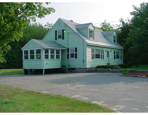 Photo of 80 Riverneck Rd