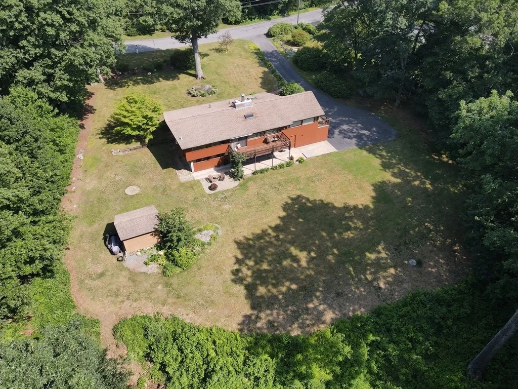 Photo of 64 Woodside Rd