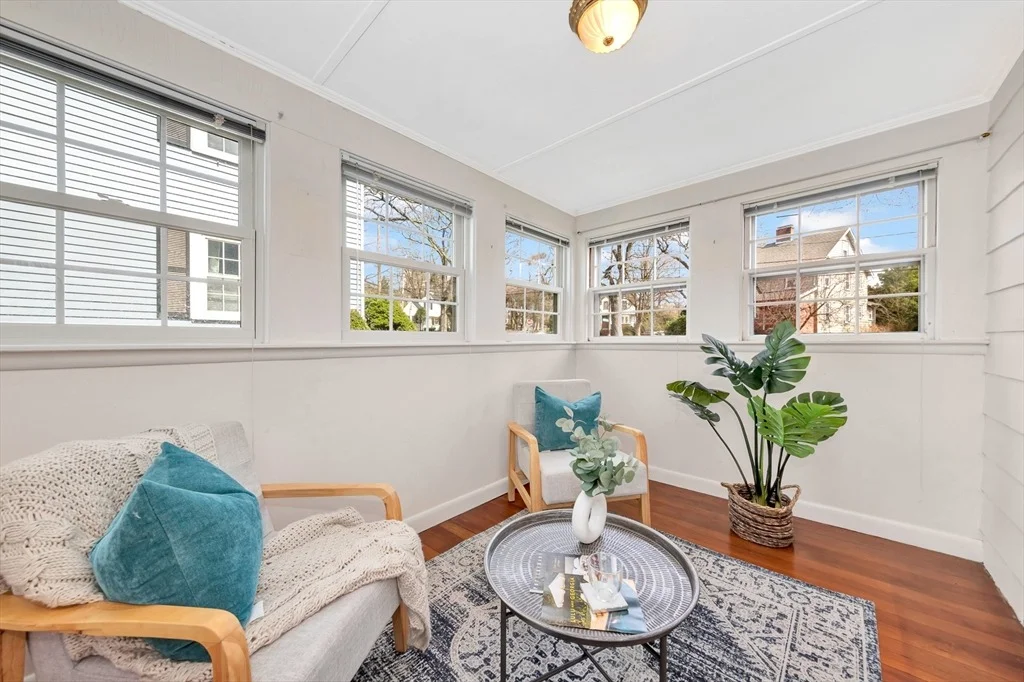 Photo of 377 Park Avenue
