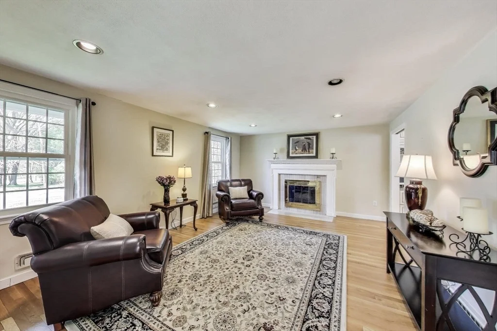 Photo of 24 Spruce Dr