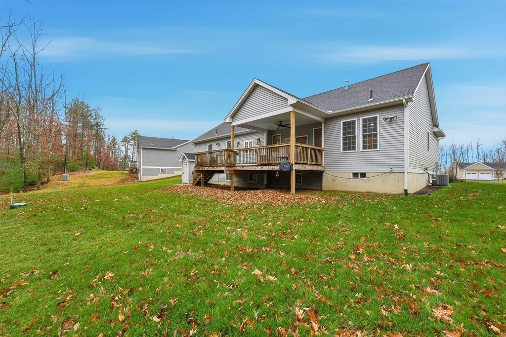 Photo of 28 Sycamore Cir