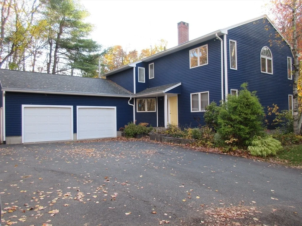 Photo of 319 Greenfield Rd
