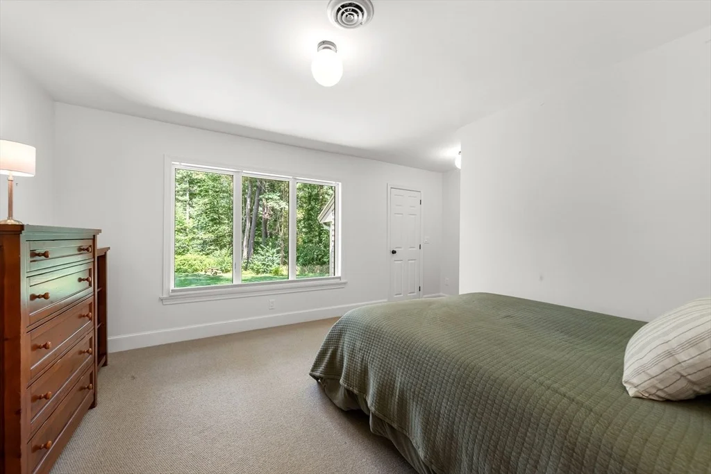Photo of 44 William Fairfield Dr