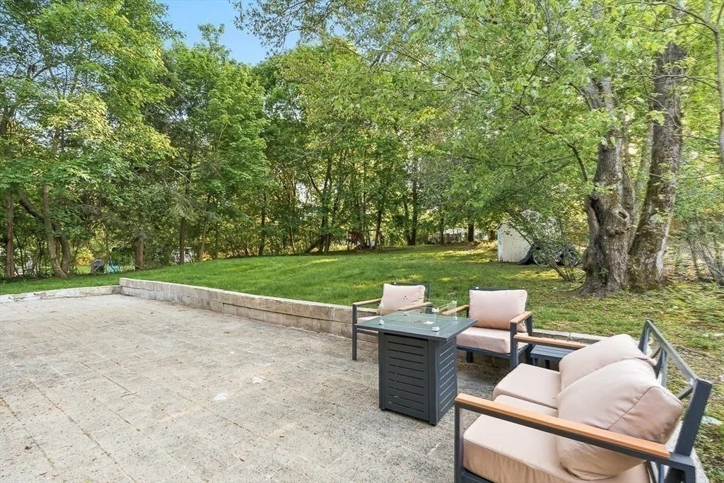 Photo of 7 Haven Ln