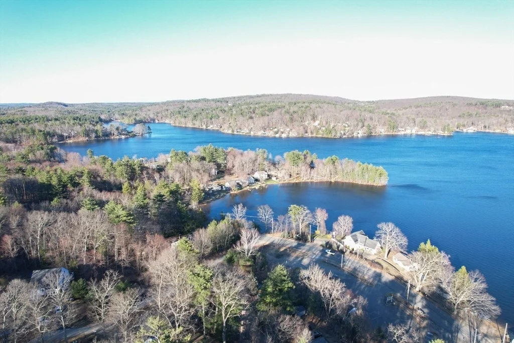 Photo of 7 Chaffee Rd