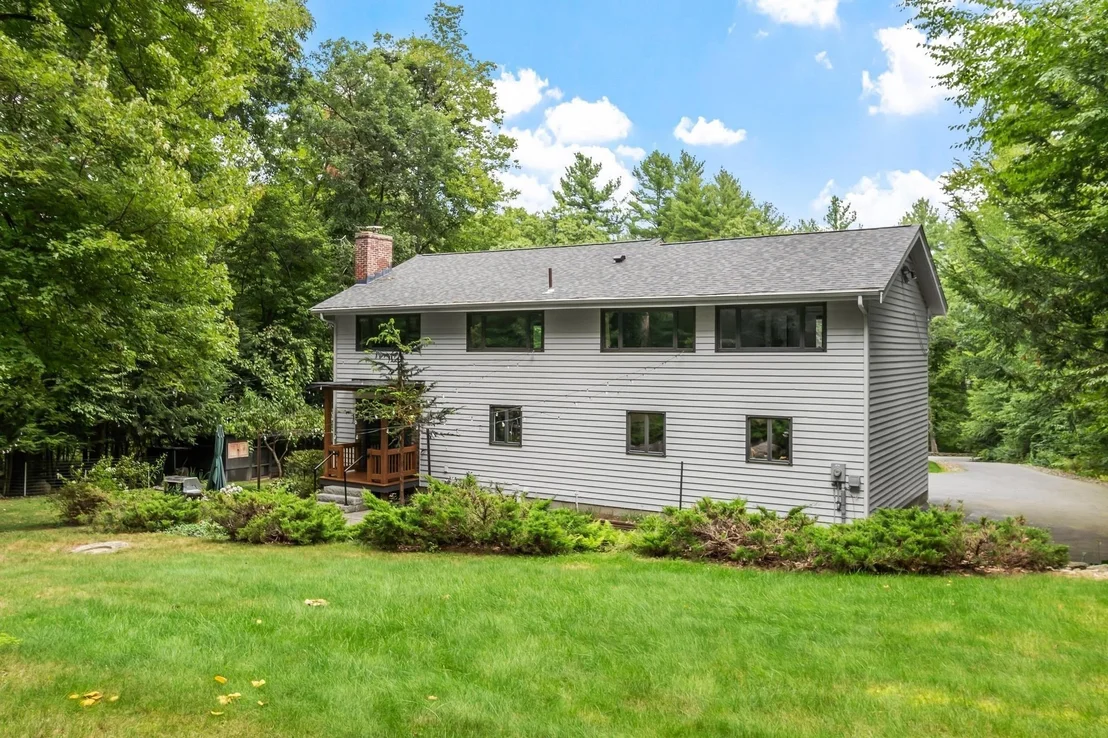 Photo of 29 Shaker Rd