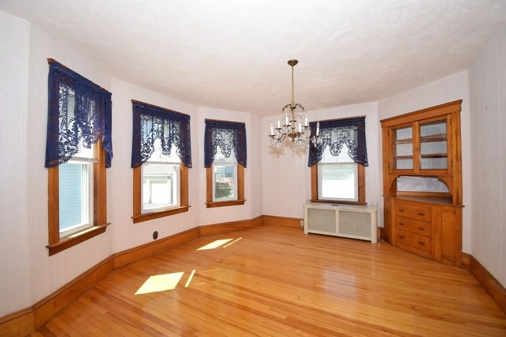 Photo of 128 Grandview Avenue