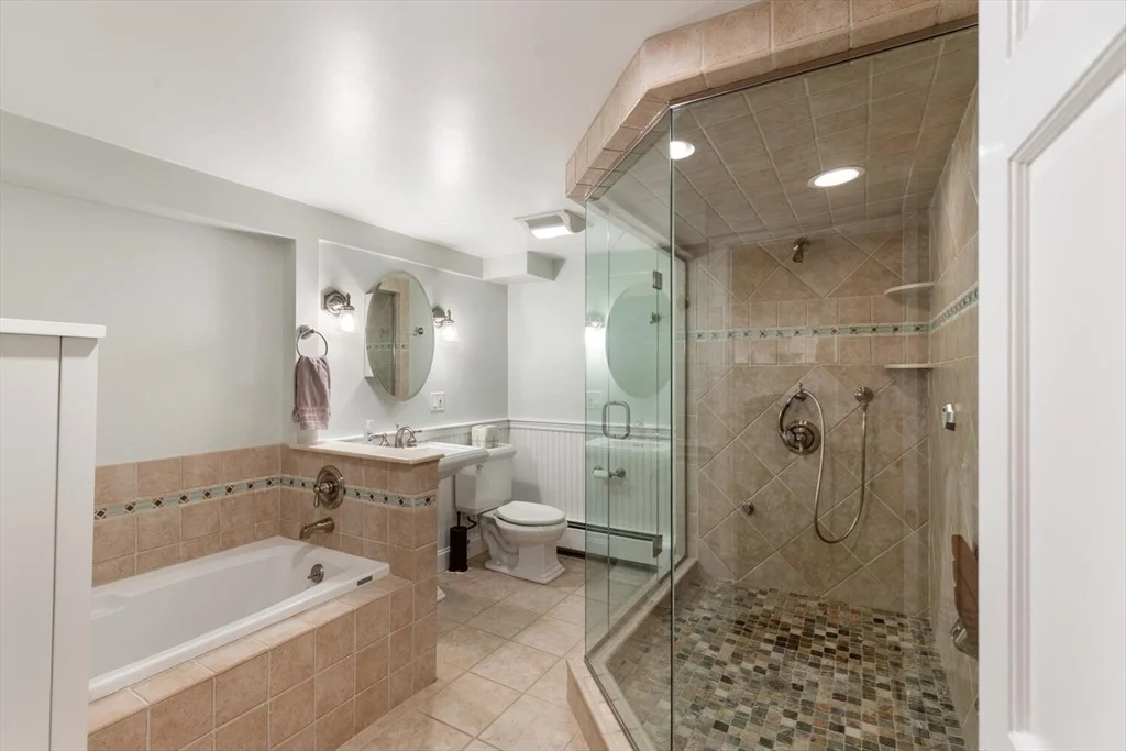 Photo of 35 Alden Rd