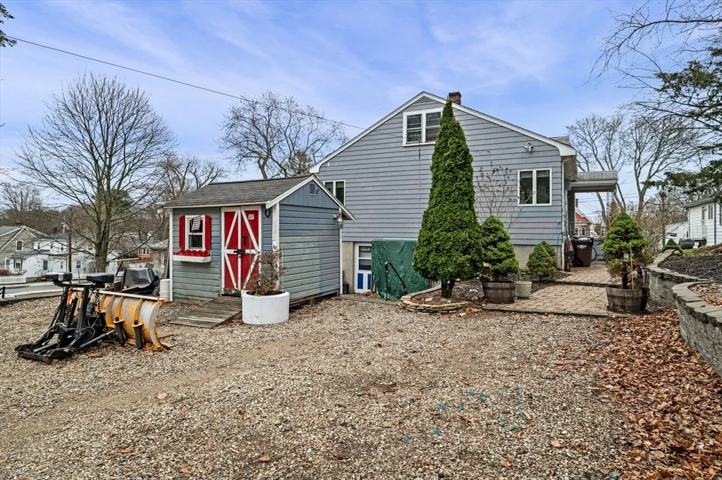Photo of 504 Loring Ave