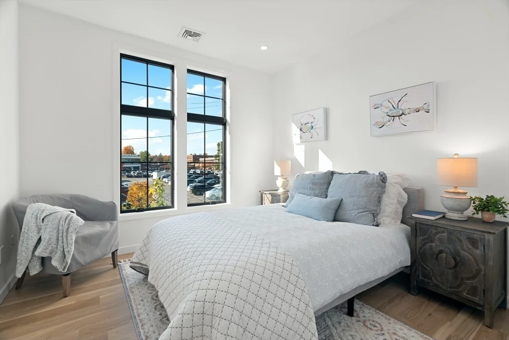 Photo of Unit 34 at 34 Lincoln St