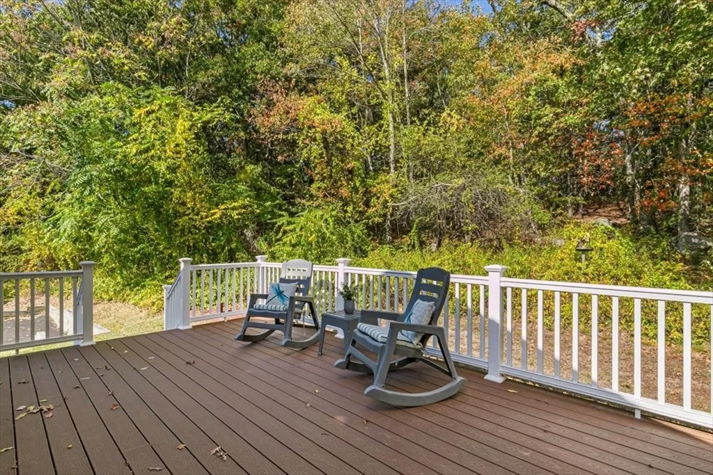 Photo of 480 Sharpners Pond Road