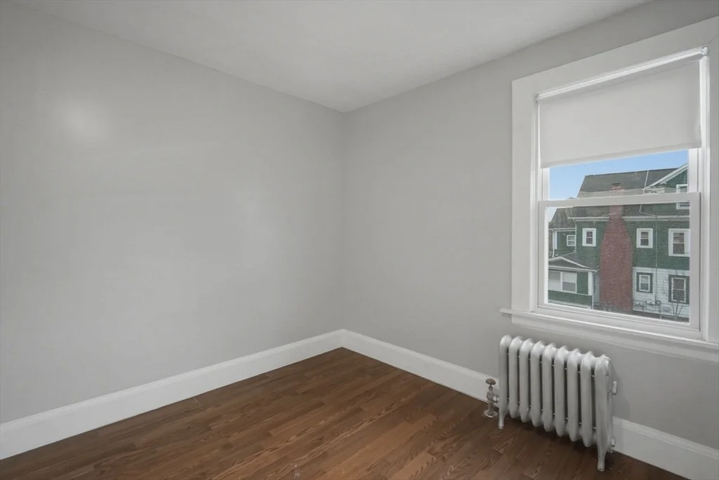 Photo of 153 Bristol St