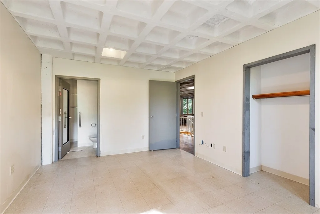 Photo of 69 Kendall Hill Rd