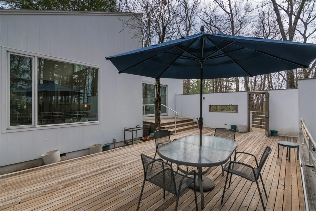 Photo of 43 Morgan Cir