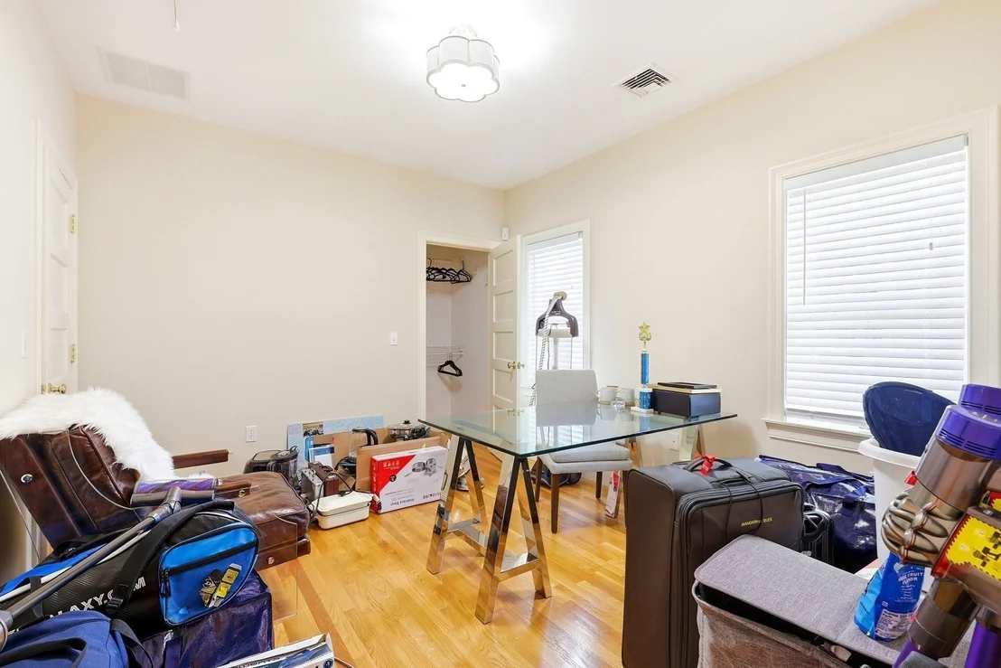 Photo of 10 Wolcott Ave