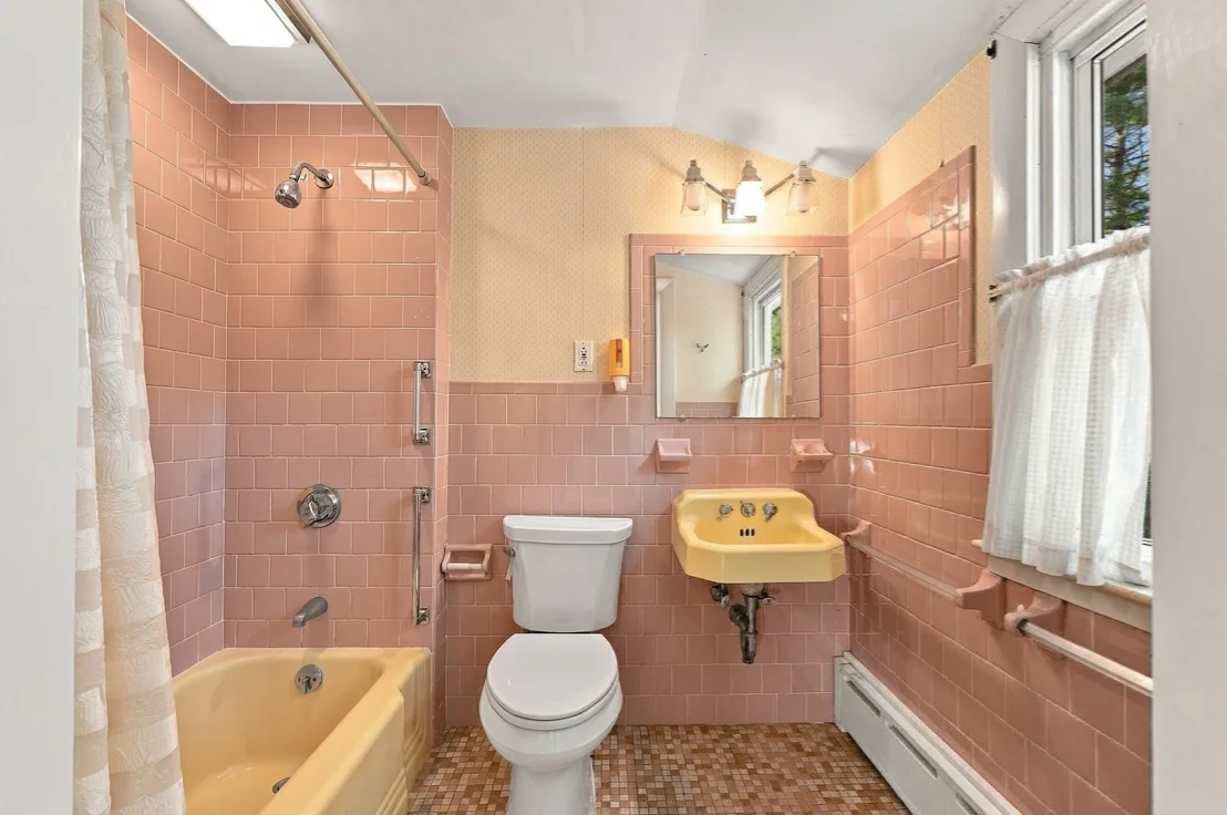 Photo of 14 Crooked River Rd